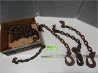 Short lengths of chain; some have a hook