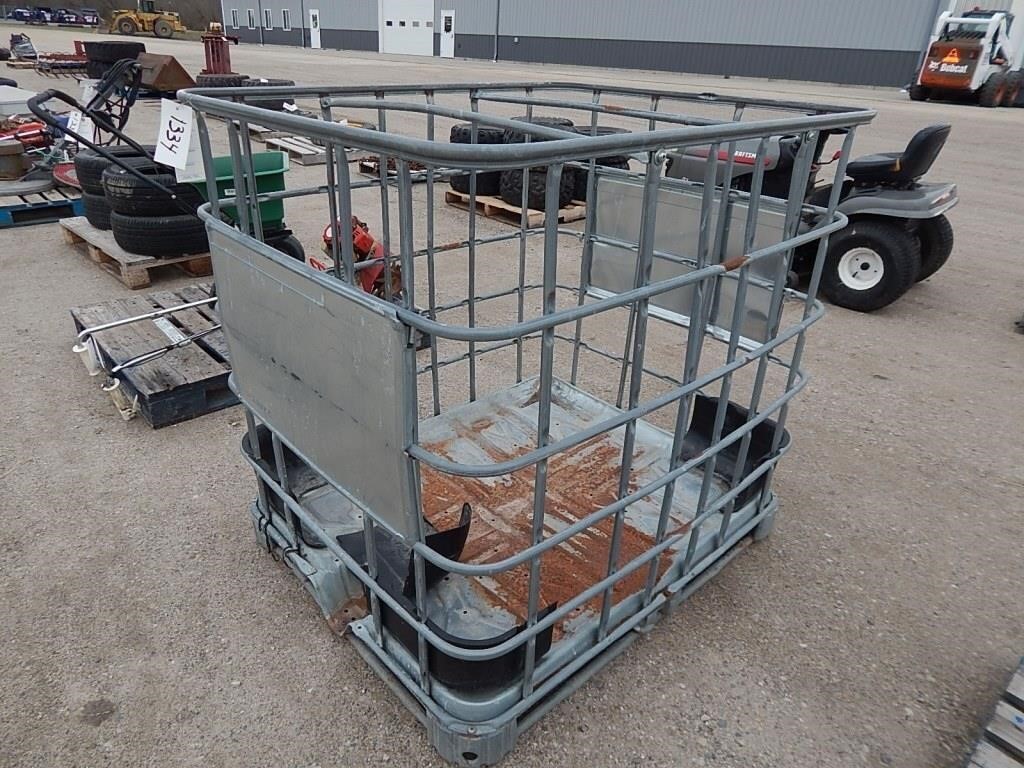Pallet cage