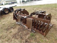 Grapple fork with skid steer attachment; approx. 6