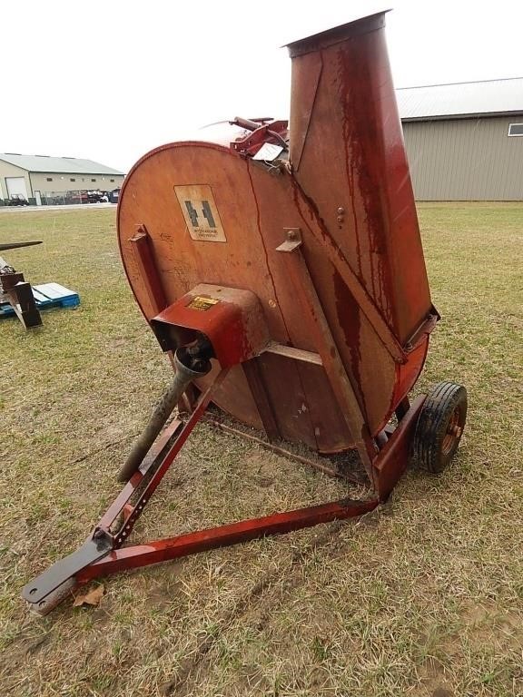 IH 56 Silo blower