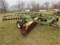 John Deere 210 disc