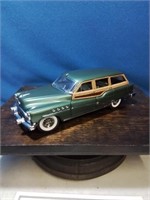 The Danbury Mint 1953 Buick estate wagon