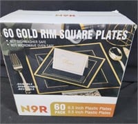N9R 60 Pack Black Square Plastic Plates with Gold