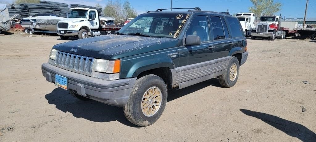 1995 JEEP GRAND CHEROKEE (RUNS & DRIVES)