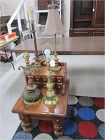 PINE END TABLE WITH 5 LAMPS