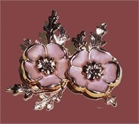 VINTAGE GOLD ENAMEL DOUBLE PANSY FLORAL BROOCH