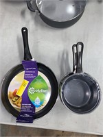 LOT OF 3 COOKWARE