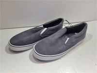 NEW NO BOUNDARIES Shoes, Size: 10-1/2