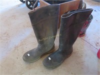 Muck Boots, Size 8