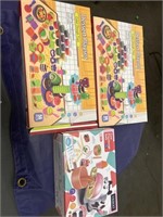 1 LOT FLAT OF (2) DESSERT PLAY SET COLOR DOUGH