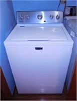 2022 Maytag commercial washing machine w/ manual,