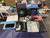 1 LOT FLAT OF ASST ELECTRONIC ITEMS: BENGOO PRO