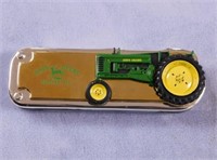 Franklin Mint John Deere B Tractor collector knife