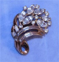 Trifari rhinestone brooch pin, 1 3/4"