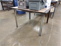 Customs built solid steel work table, 47.5x45x29,
