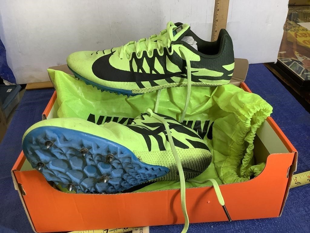 Men’s Nike size 10 running spikes