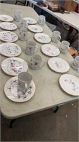 12 Days of Christmas Cups & Saucers