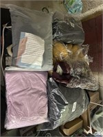 1 LOT BOX OF ASST PILLOWS, BLANKETS, CLOTHING