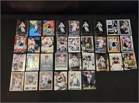 LOT OF TONY ROMO NFL FOOTBALL CARDS (33 CARDS...