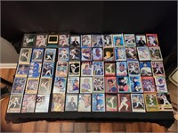 LOT OF RYAN SANDBERG MLB BASEBALL CARDS (60+...