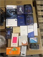 1 LOT FLAT OF ASST ELECTRONIC ITEMS AND