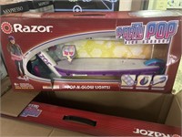 1 LOT OF (2) RAZOR PARTY POP KICK SCOOTER