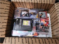 UNSEARCHED BOX OF SPORTS CARDS (APPROX. 1,000+...