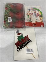 ASSORTED LOT OF CHRISTMAS ITEMS