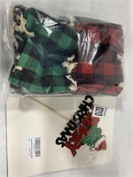 ASSORTED LOT OF CHRISTMAS ITEMS