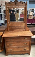 Gorgeous Antique Oak Dresser With Mirror