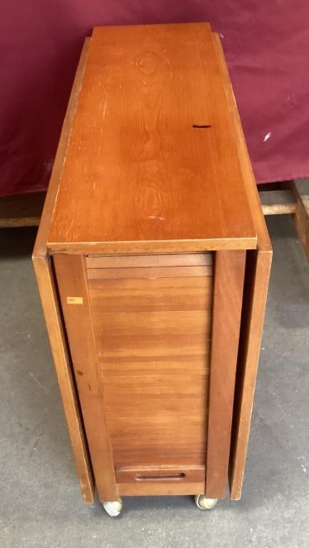 Unique Maple Rolling Drop Leaf Table With Chairs