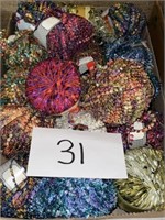 Lot of decorative yarn