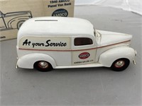 Die Cast Scale Models 1940 Ford Van Bank