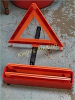 Reflectors  3 Triangles Safety Warnings w/box