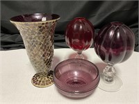 Vintage Cambridge Glass Amethyst Ivy Ball Vase