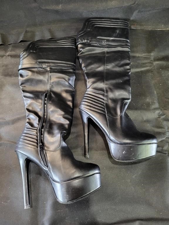 Madison by Shoedazzle 8.5 Heeled Boots