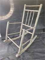 VTG Child/Doll Rocking Chair - Note