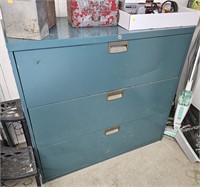 3 Drawer Shop Cabinet
