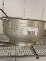 Colander