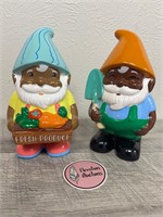 2 cute garden gnomes