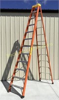 Sunset Ladder Co. 10' Level Step Ladder