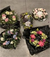 4 Fake Floral Wreaths and 1 Fake Decorative