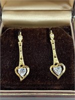 Stunning 18kt gold and diamond earring pair, each