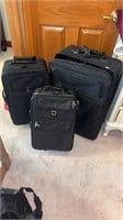 Suitcase Set of 3 - Black