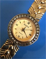 Women's Elgin quartz watch yellow gold