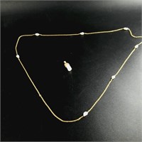 14kt Gold and freshwater pearl necklace and pendan