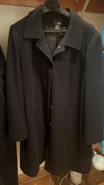 East 5th 3X Black Lined Coat