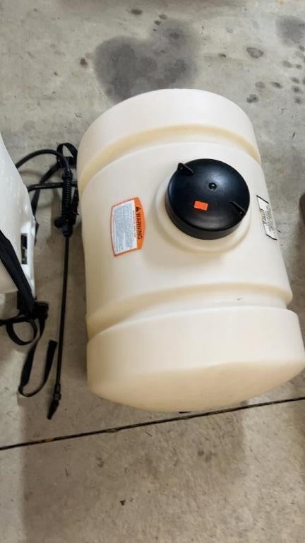 35 Gallon Plastic Drum/Tank (to spray yard?)