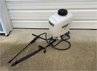 Chapin 4 Gallon Sprayer Backpack for Lawn/Garden