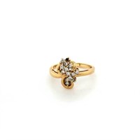 14kt Gold and diamond ring, lovely swirl front, si